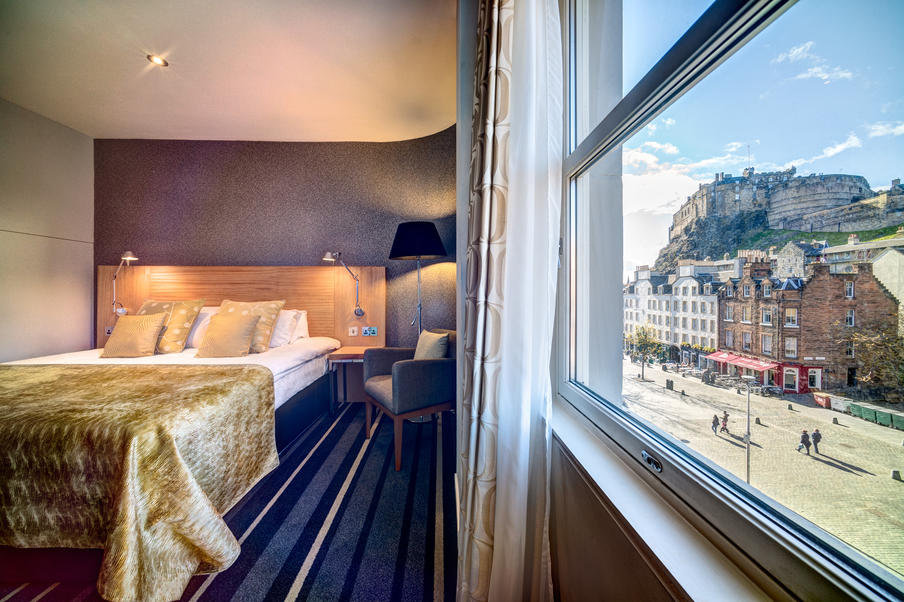 Convention Edinburgh (@conventions) on Twitter photo Visiting #Scotland's capital for a conference next year? If you are searching for accommodation, <a href="/ApexHotels/">Apex Hotels</a> #Edinburgh is a trusted choice and offers modern bedrooms with stunning castle views meetingedinburgh.com/Apex-City-of-Eโฆ Visiting #Scotland's capital for a conference next year? If you are searching for accommodation, <a href="/ApexHotels/">Apex Hotels</a> #Edinburgh is a trusted choice and offers modern bedrooms with stunning castle views meetingedinburgh.com/Apex-City-of-Eโฆ