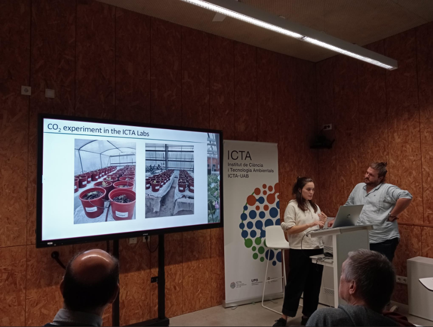 🕐 Time to review our progress! Yesterday we met with <a href="/GRIC_UPC/">GRIC-UPC</a> &amp; <a href="/GENOCOV/">GENOCOV</a> to discuss the #BINAFET project.

🌟The reactor to transform urine from <a href="/ICTA_UAB/">ICTA-UAB</a> into fertilizers is up and running
🏫The pilot rooftop greenhouse at <a href="/la_UPC/">Universitat Politècnica de Catalunya (UPC)</a> is ready
👩‍🌾 Planting season is on!!