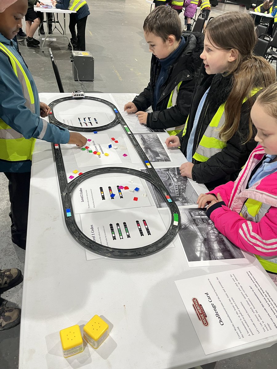 HungerfordAcademy tweet media