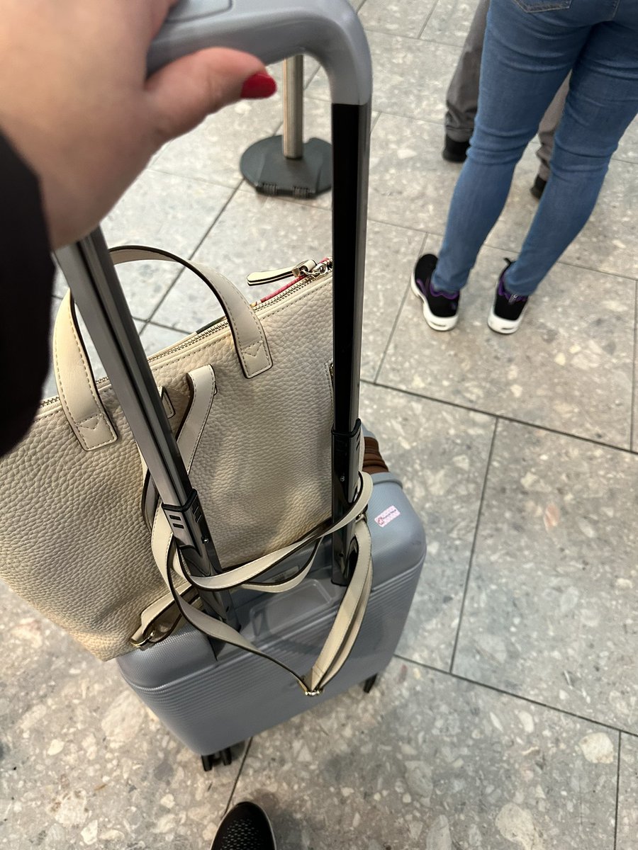 PoornimaNayar's tweet image. LHR-AMS ✈️ for #umbraco Community Day. Heathrow is busy!