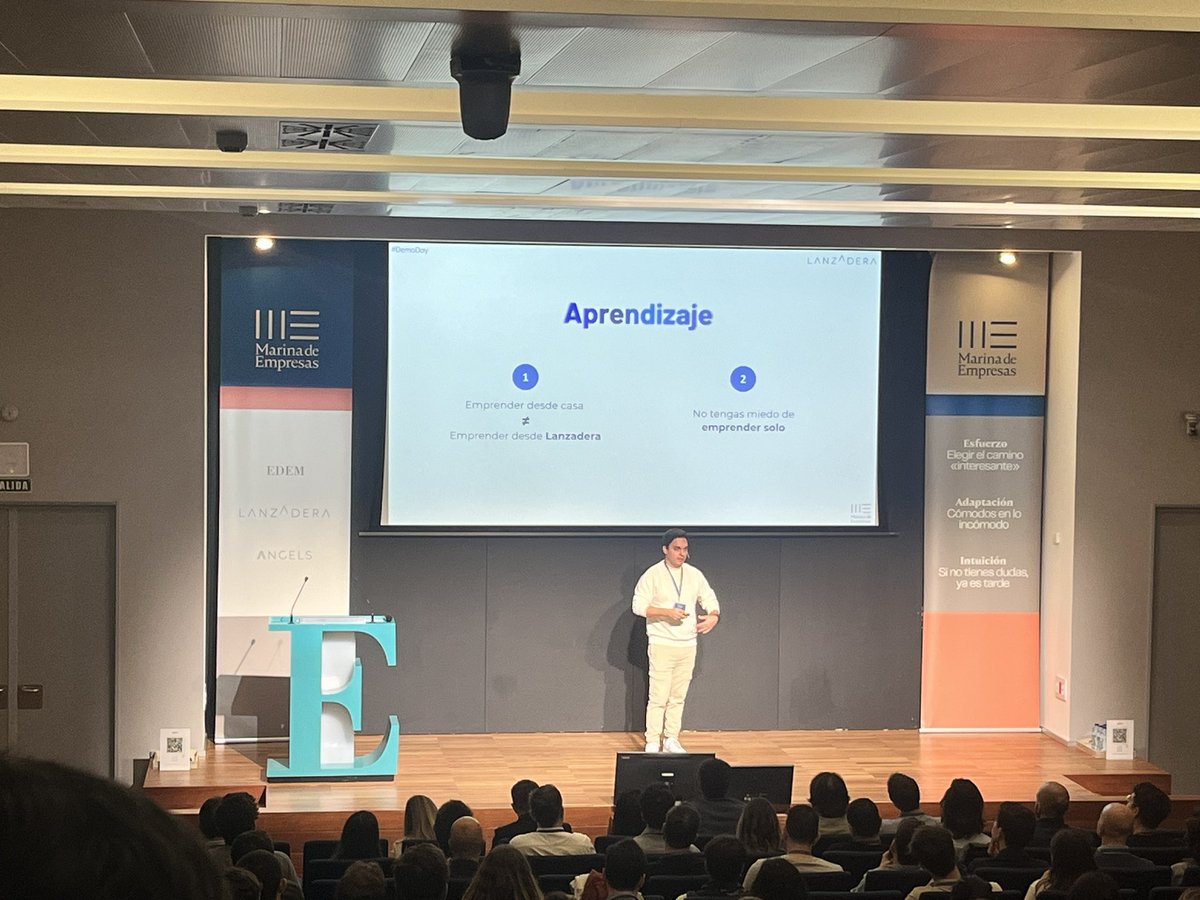 “Emprender desde casa no es lo mismo que emprender desde <a href="/lanzaderaes/">Lanzadera</a>” Jorge Crespo de <a href="/wizleep/">wizleep</a> nos cuenta en nuestro primer #DemoDay sus avances en los últimos 6 meses en el Programa de Aceleración. 🚀