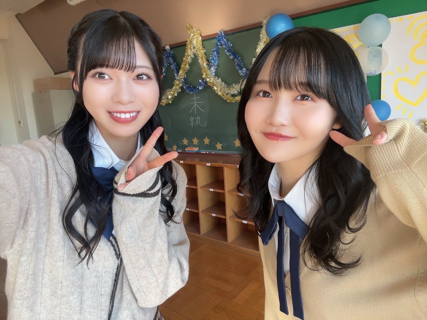 藤沢莉子 直筆サイン入りアクリルパネル ニアジョイ ラッフル EFGH賞 藤沢 莉子 على X: 