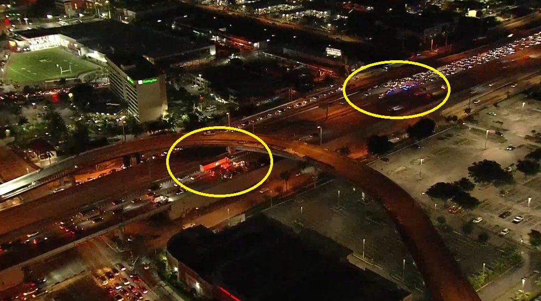 DOUBLE TRUBLE ON THE PALMETTO!
Two seperate crashes on The Palmetto NB and SB at NW 103rd, we're seeing big backups and the SB Express Lanes are CLOSED. Please remember to #MoveOver For <a href="/FHPMiami/">FHP Miami</a>