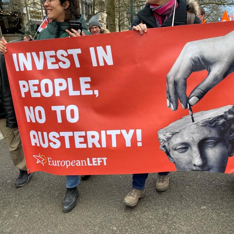 🟥#StopAusterity. La grande manifestazione di oggi a #Bruxelles con i #lavoratori e i #sindacati europei per un'#Europa sociale contro l'#Austerità.
#TogetherAgainstAusterity #GoodIndustrialJobs