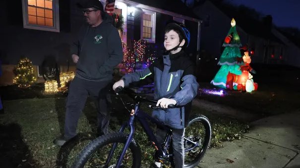 In the @bostonherald: BPPA replaces 9-yo boy’s stolen bike. “This was an opportunity to right a wrong, especially in this holiday season,” said BPPA Pres. Larry Calderone. Former state Rep. Ed Coppinger is credited with kickstarting the effort to replace the boy’s stolen bike.