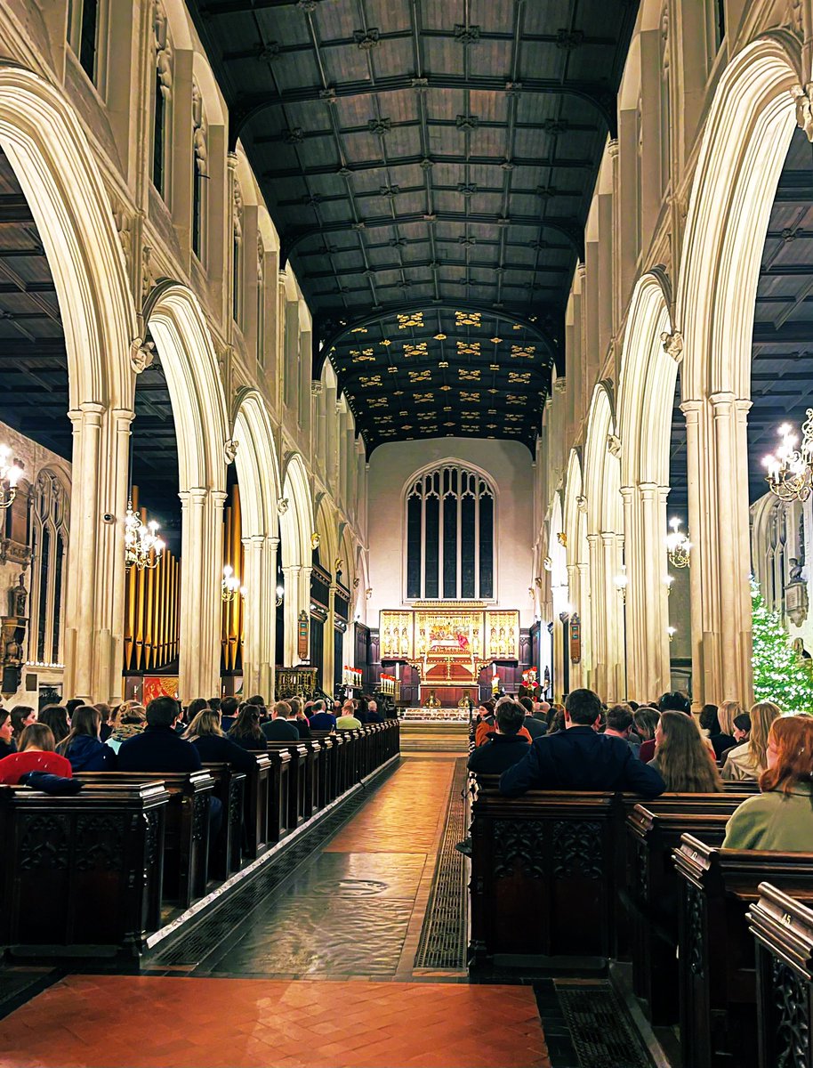 Excellent St Chad’s Alumni Carol service last night in London: thank you to @MaeveSherlock for a great sermon, Anthony Ball for his kind welcome, @rev_rushton for a beautiful liturgy, our alumni scratch choir & organist for superb music, student volunteers & to all who came.