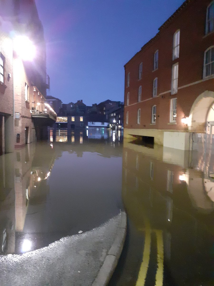 greenbeltsal's tweet image. #Maltkiln being discussed @northyorksc today.
@reporterich
Oh the irony 
More #BarleyFields threatened with MORE development 
ADDING to more #flooding
Poor #KingArmsYork proprietors,
not only flooded out of house &amp;amp; home there won't be any beer to sell at this rate of building....