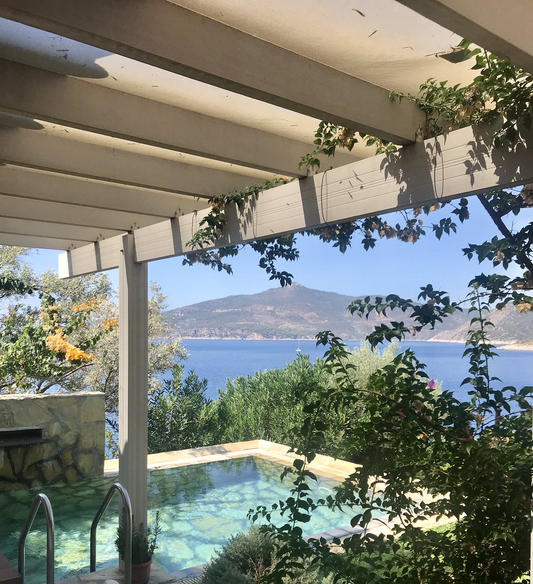 Özel havuzlu villamızda, yerinizi şimdiden ayırtabilirsiniz ☀️🌻🌊⛱🏝 #kalkan #pataraprince #antalya #hotel #villas #mediterranean  #sea  #summer #sun #pool #privatepool