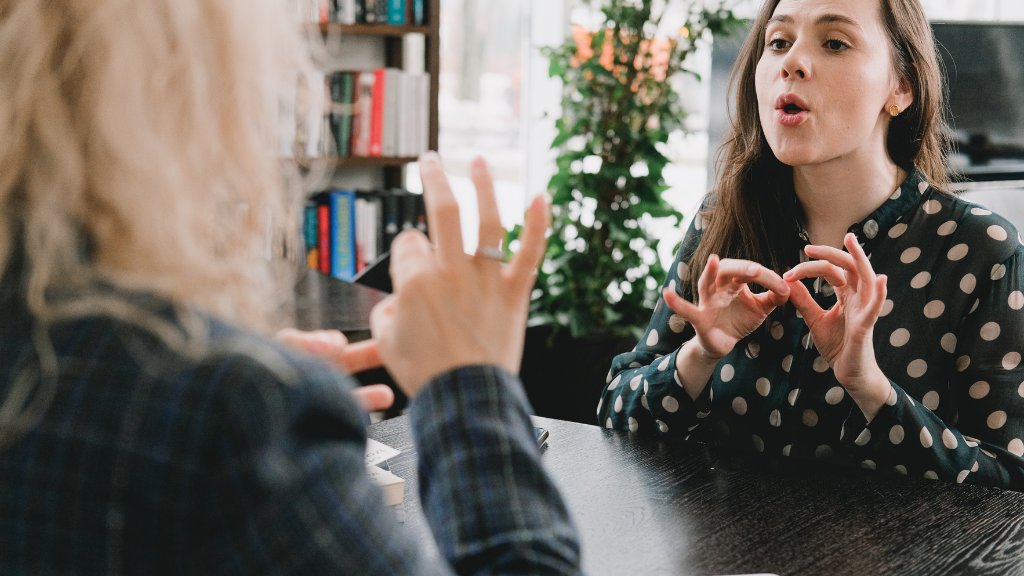 Uni of Bath Skills Centre (@bathskills) on Twitter photo 📣 We're excited to announce a new 10-week course in British Sign Language for <a href="/UniofBath/">University of Bath</a> students and staff in Semester 2.
The course offers a great opportunity to learn BSL, enhance employability, and contribute to a more inclusive society.
bath.ac.uk/announcements/… 📣 We're excited to announce a new 10-week course in British Sign Language for <a href="/UniofBath/">University of Bath</a> students and staff in Semester 2.
The course offers a great opportunity to learn BSL, enhance employability, and contribute to a more inclusive society.
bath.ac.uk/announcements/…