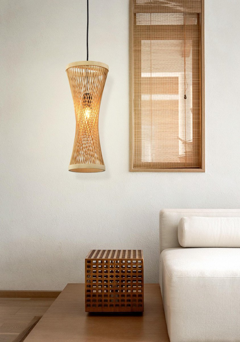 Ever wanted a piece of summer with you always? 

This pendant light, with its warm light brown wooded shade, will be sure to remind you of those warmer days ahead.

View more on our website using the link in our bio 💡

#lightishuayi #pendantlights #hotellighting