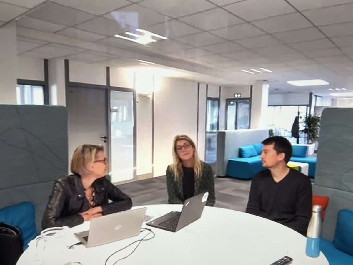 En direct de l'espace d'innovation pédagogique de l'@Groupe_ESA , L'Ecole supérieure des agricultures à Angers :) Merci à toute l'équipe pour ce live.

Le replay arrive bientôt sur notre chaine Youtube pour celles et ceux qui ne peuvent pas être avec nous aujourd'hui :)