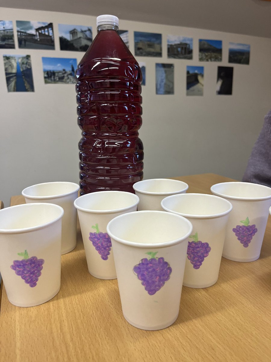 ClassicsHbs's tweet image. Some beautifully decorated cups for the year 12 Classical Civilisation class symposium to finish off 2023 in style🏺🏺🏺Well done for all your hard work this term!