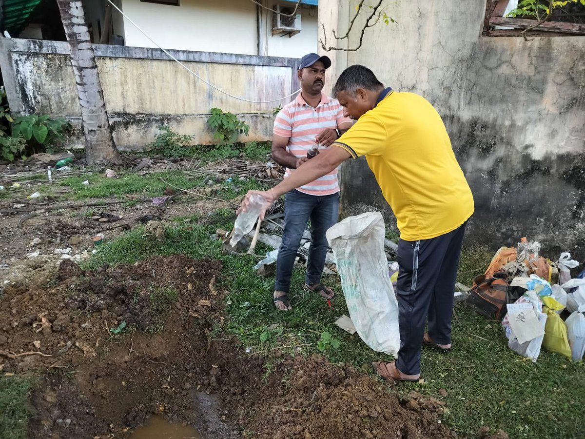 '🌟 Breaking Chains! 
🚨 PS Bambooflat staff, in collaboration with Executive Magistrate of @DcSouthandaman successfully destroyed 119 case properties. A powerful alliance in the pursuit of a safer, brighter community. 👮‍♂️👥 #CollaborationWins 
@DGPANIslands 
@AndamanPolice