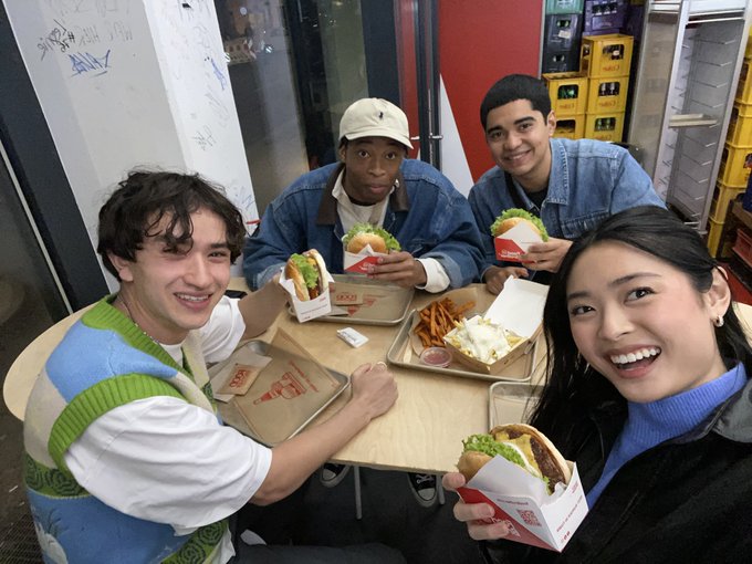 oh my heart! i’m going to cry.   fun fact: when i first got to berlin, i knew no one. on my second day<a href="/tag/thehungergames"class="tags"><span>&#35;thehungergames</span></a><a href="/tag/theballadofsongbirdsandsnake"class="tags"><span>&#35;theballadofsongbirdsandsnake</span></a>