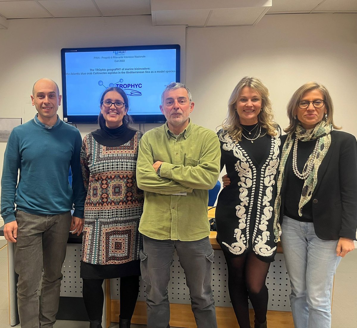 La prof.ssa Salvatrice Vizzini del Dipartimento di Scienze della Terra e del Mare #UniPa è tra i componenti del team scientifico di TROPHYC, progetto di interesse nazionale sul #granchioblu che coinvolge dodici paesi dell’area del Mediterraneo ℹ️ t.ly/XugOP