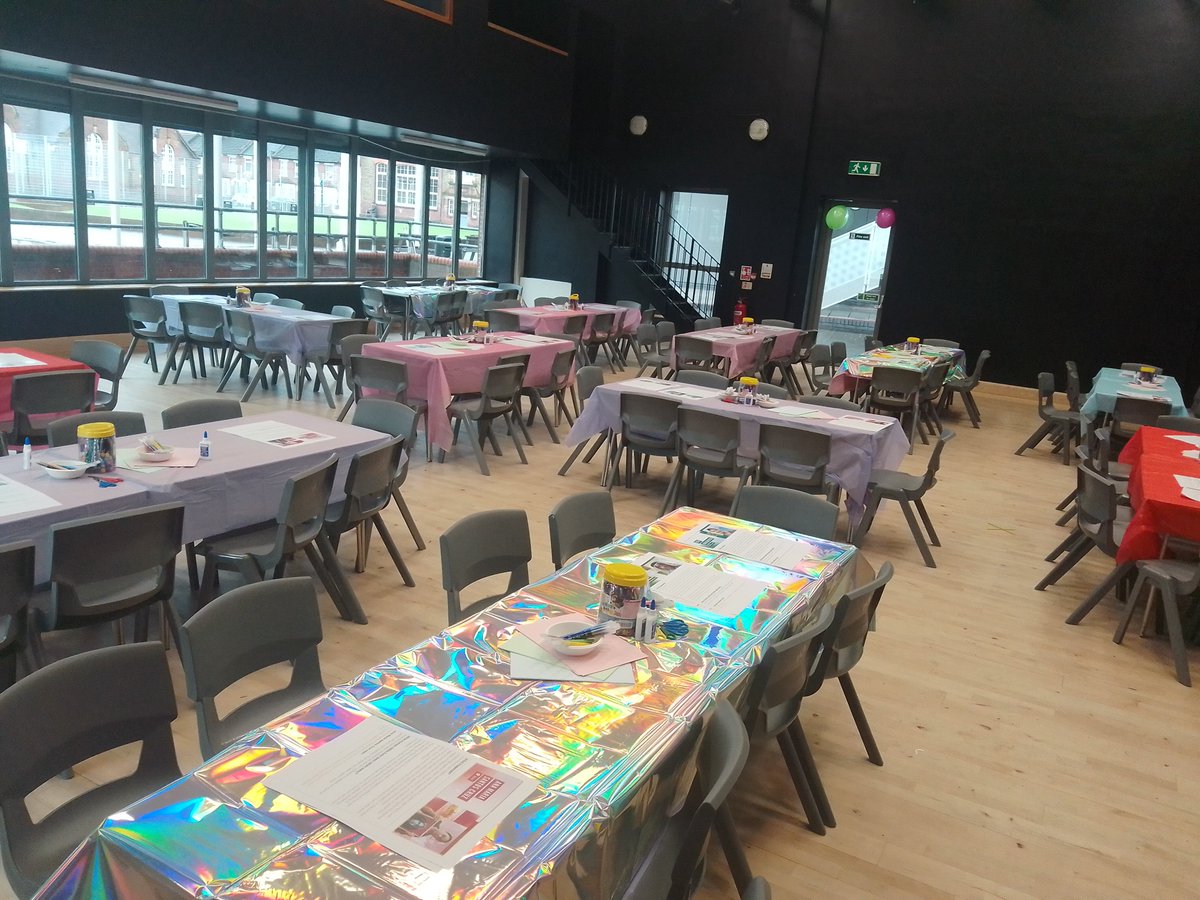 Getting ready for @AmnestyUK Write for Rights with @Star_Primary and @Stratford_Manor. We can't wait to make some beautiful cards to send to political prisoners around the world with year 5 students today #humanrights #WriteForRights @ncltrust