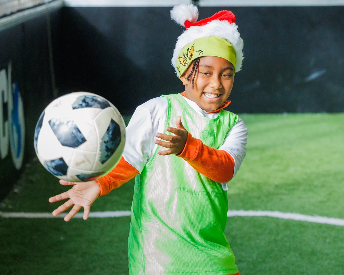 Give the gift of soccer this Christmas! #wecankickit ⚽️🎗