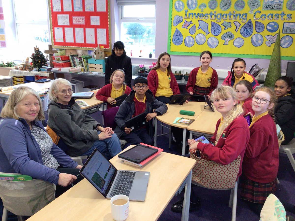 It’s a #gardeningclub planning meeting for 2024! Big plans afoot in @StJamesYear6 @StJamesChorley @RHSSchools @RHSBridgewater @rhs @medwynsofangles @GiantVeg @DavidLl396 @ShowAmateur @RobsAllotment @dustymears @HillviewHP @southportflower @ChorleyCouncil