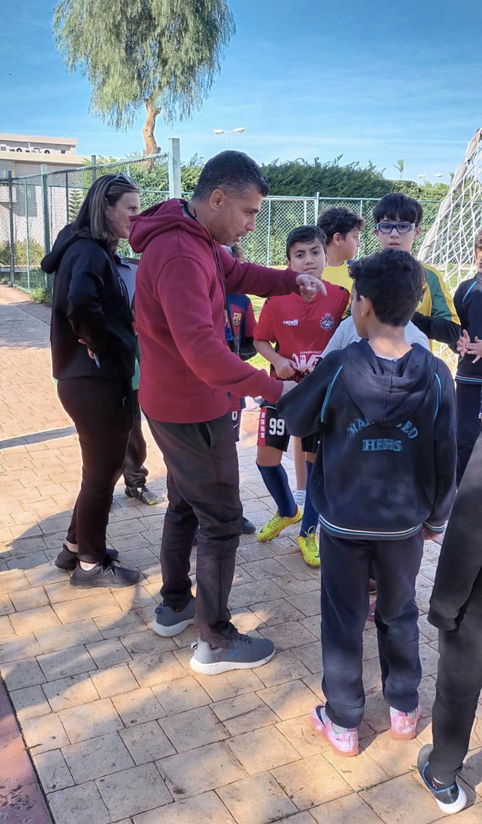 اظهر متعلمو فريق كرة القدم للصف الرابع والخامس مهارات استثنائية في منافسات الدورة الرياضية المقاصدية حيث حققوا المركز الاول.فخورون بأدائهم ونتطلع الى استمرار نجاحهم وفوزهم في المباريات القادمة<a href="/Hhhsinfo/">Houssam Hariri HS</a> <a href="/TawilNoor/">Noor Taweel</a> <a href="/dina_jradi/">Dina Jradi</a> <a href="/HamamMaha/">Maha 🇱🇧 Hamam</a> <a href="/sashgh/">Sasha Ghosn</a>