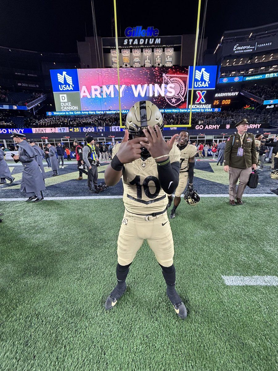 It’s already written, I’m just enjoying the process 🏴‍☠️💍
#BEATnavy