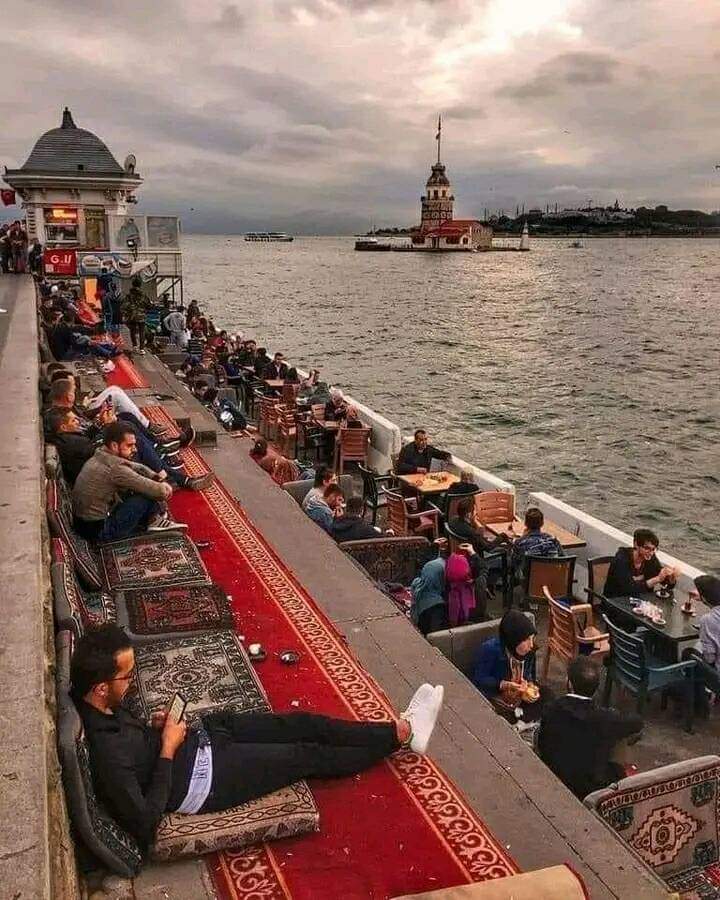 tarihenstitu's tweet photo. Bu ortam iyi miydi kötü müydü? https://t.co/pgawSdfuge