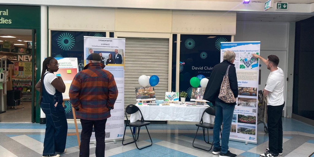 Join us this Saturday for our third community pop-up at @surreyquays, as part of Thrive’s Xmas market. The team will be there from 11am to 3pm, ready to answer all your questions about the development and discuss job, business and community opportunities. 
#CommunityEvents