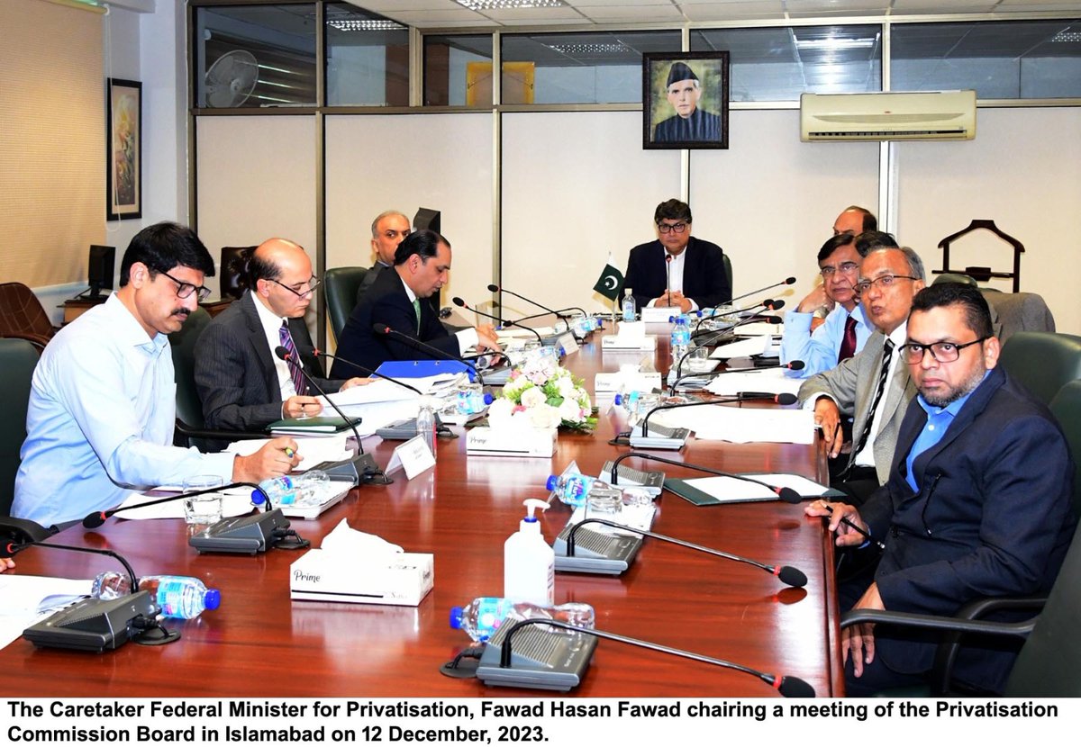 The Caretaker Federal Minister for Privatisation, Mr. Fawad Hasan Fawad chaired a meeting of the Privatisation Commission Board held today in Islamabad. Details available at privatisation.gov.pk/NewsDetail/NmQ… @GovtofPakistan @fawadhasanpk