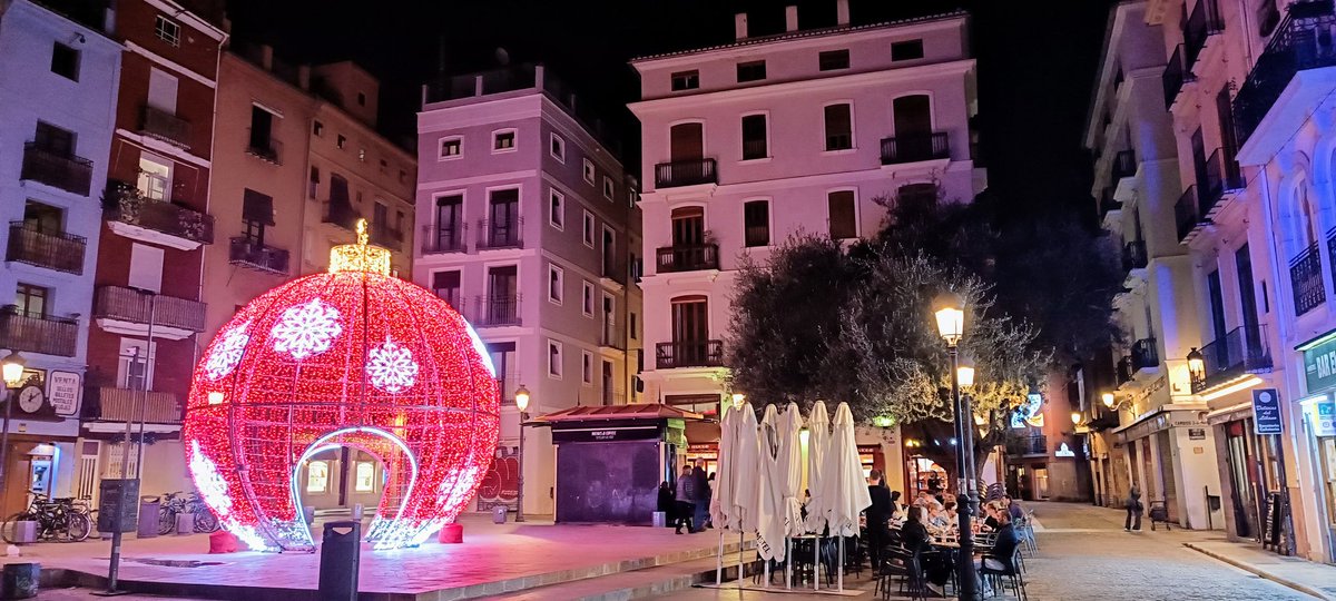 La boule rouge