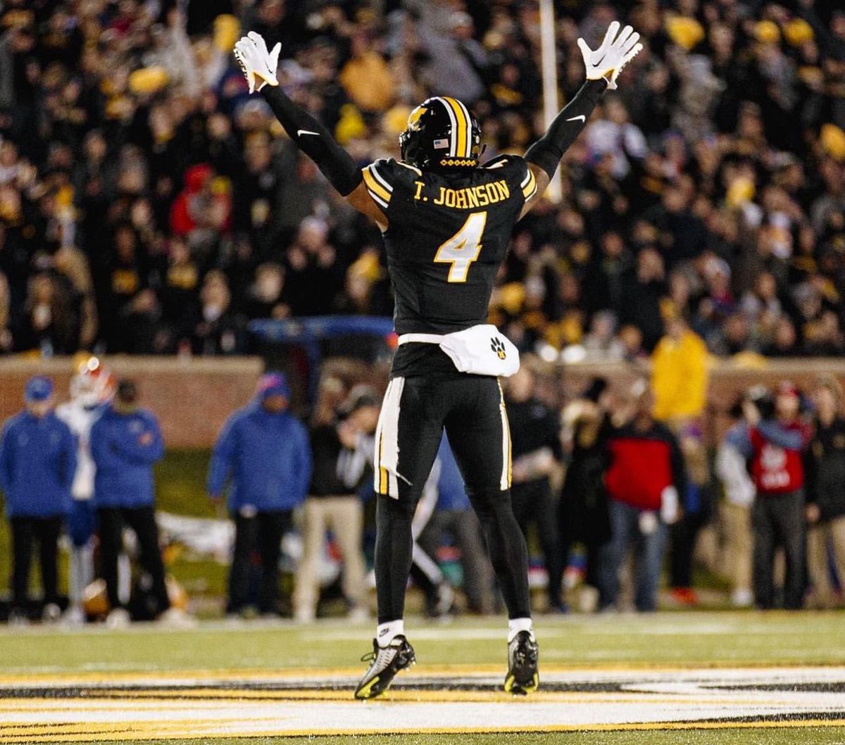Blessed To Receive An Offer From The University Of Missouri (Mizzou)! <a href="/DBs__Only/">Coach Noah Pressley</a> <a href="/chop_ortega/">coach chop</a> <a href="/CoachRack75/">Adam Ratkevich 🇺🇸 #BattleReady</a> <a href="/TheCribSouthFLA/">Frank Tucker</a> <a href="/247Sports/">247Sports</a> <a href="/NastyWideOuts/">Coach Jacob Peeler</a> <a href="/CoachMacho/">Coach John Cassaro</a> <a href="/larryblustein/">Blustein Recruiting</a>