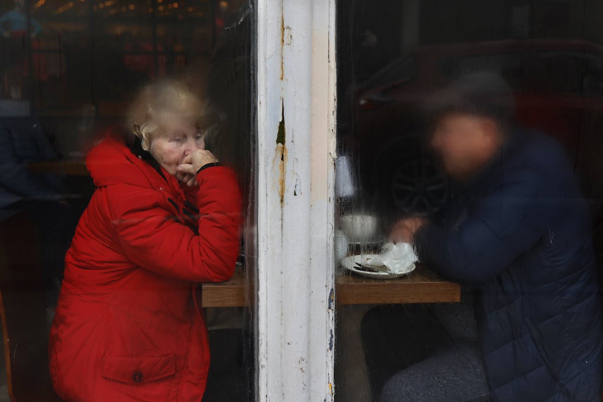 ✨JUST ANNOUNCED!✨
 
The overall winner of the Zurich Portrait Prize 2023 is David Stephenson for his portrait Ann and Ollie, Main Street, Wexford, 2023
 
Congratulations David!
 
nationalgallery.ie/art-and-artist…