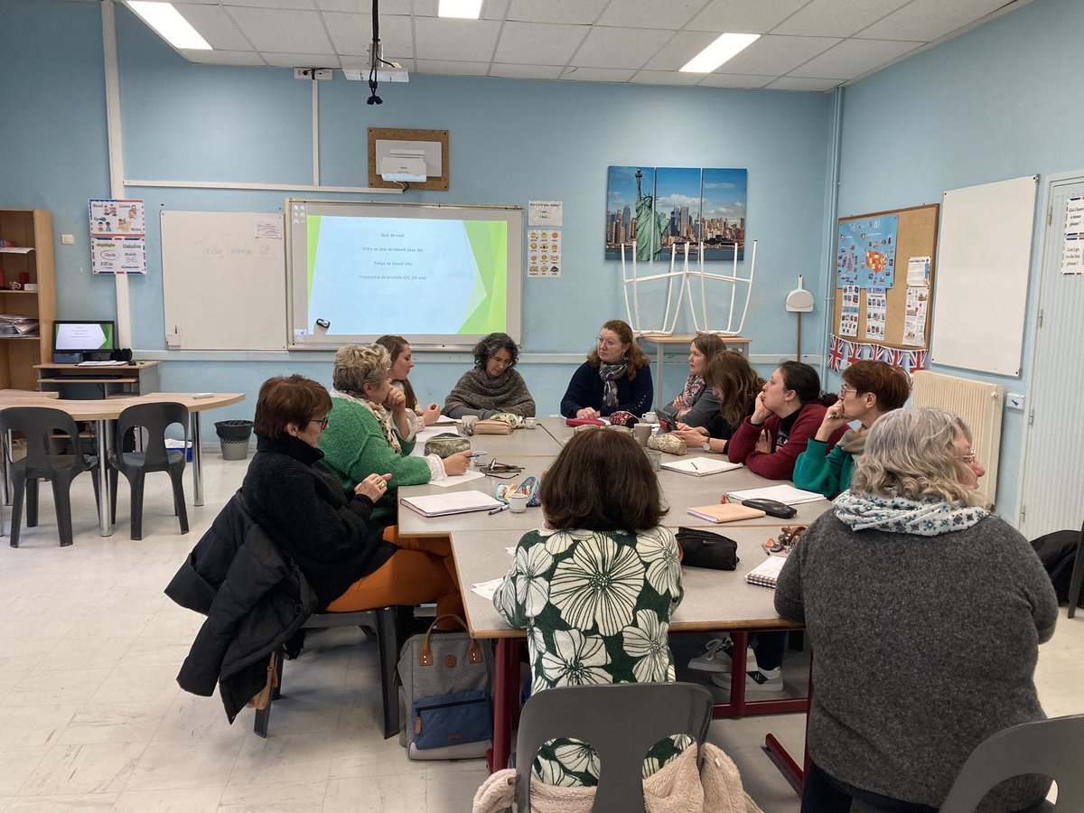 Préparation du conseil pédagogique collaboratif : groupe collectif créé suite à une expérimentation et étude avec <a href="/sandrine/">Sandrine Plasseraud</a> Bénasé-Rebeyrol, chercheuse en sciences de l’éducation 
#Cardie #innovationpedagogique
#sandrineBénaséRebeyrol 
<a href="/DSDEN79/">DSDEN Deux-Sèvres</a> 
<a href="/s_chabeaudie/">Chabeaudie Sandrine</a>