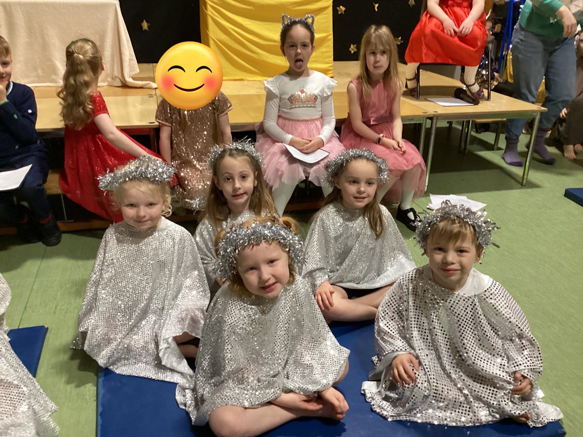 PineClass_RE2's tweet image. Nativity 2023 ✨ Miss Kelly is soo proud of each and every one of you! 🎵 🐪