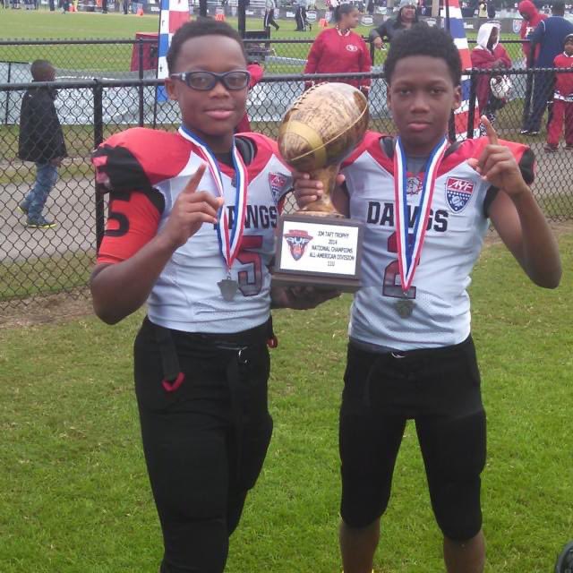 NASHDFILM's tweet image. When you see the tag #Since2014 this what I mean @PennStateFball @KobekingCTFB @KalenKing21_  maaaann I’ve come full circle 🤍💙@king_twins_mom2