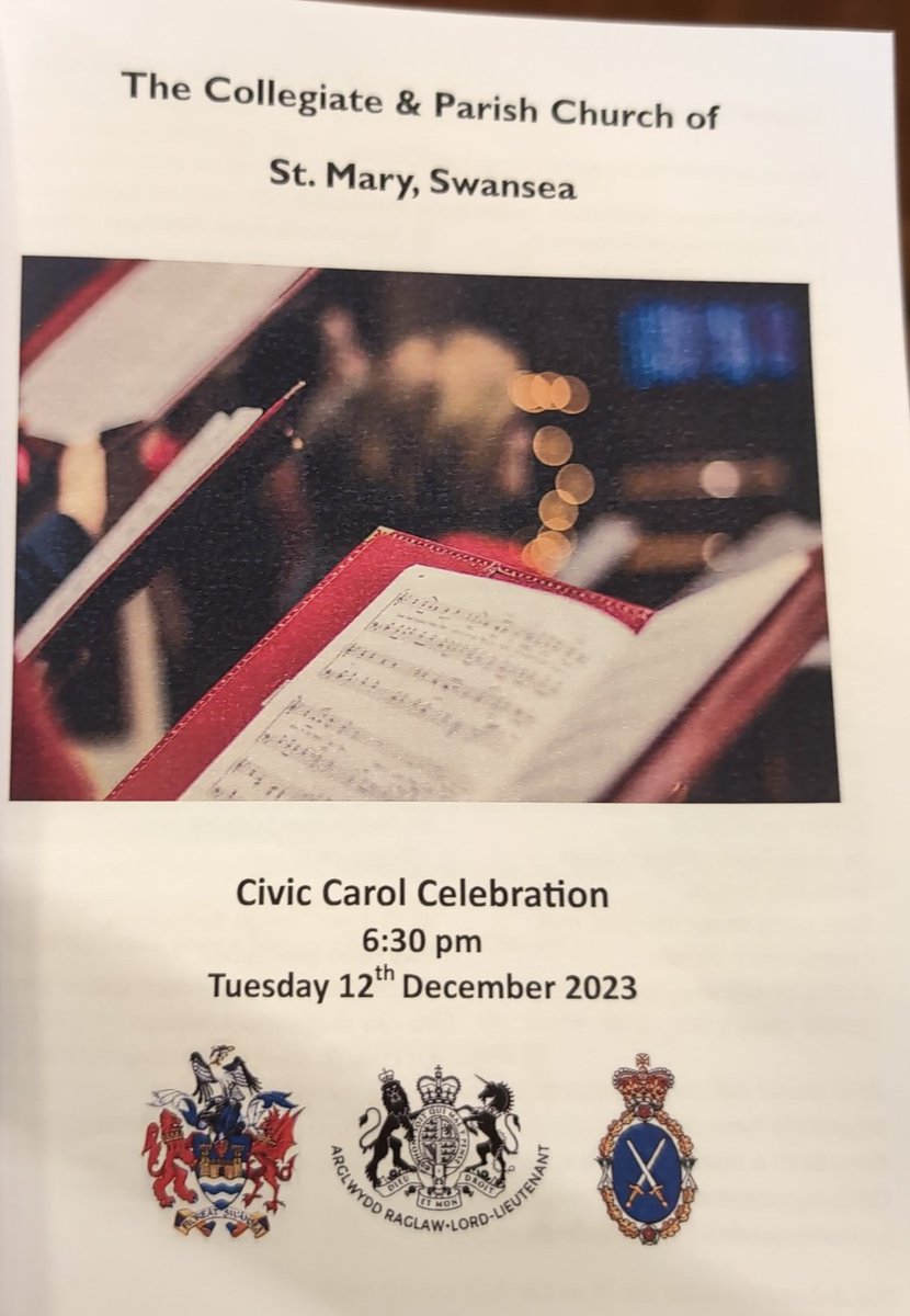 An incredible honour to watch our school choir perform at the Swansea civic carol ceremony this evening. A huge thank you to the parents and carers for coming along, and a special thanks to <a href="/Pentre_EArts/">Pentrehafod Expressive Arts</a> for affording our students such amazing experiences. #BeTheBestThatYouCanBe