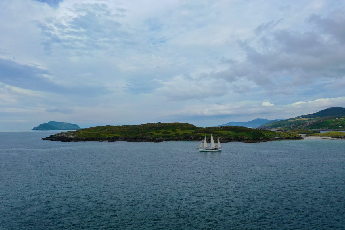 Derrynane Bay in County Kerry. Westcoast of Ireland. 

#digitalnomad #westcoast #atlanticocean #ringofkerry