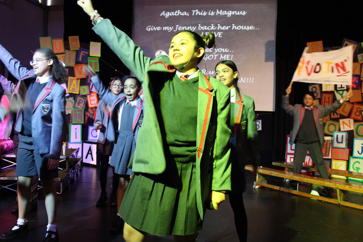 Drama Studio tweet media