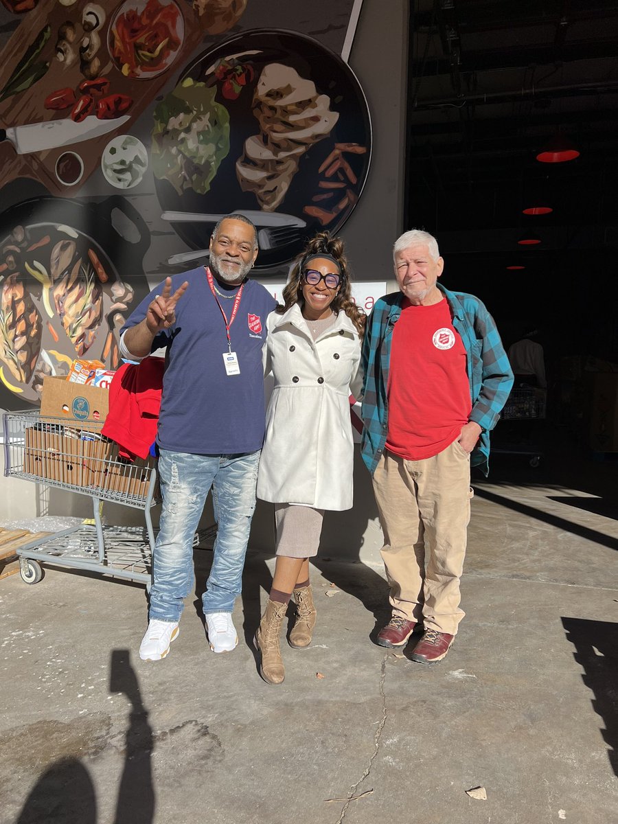 New Heights Community Resource Center (@tcsnewheights) on Twitter photo We are overwhelmed with gratitude for <a href="/WestAL_FoodBank/">West AL Food Bank</a> and their partnership to ensure students are not hungry over the holidays! Today, school social workers from Tuscaloosa City Schools distributed 300 lbs of food to students and their families thanks to WAFB! We are overwhelmed with gratitude for <a href="/WestAL_FoodBank/">West AL Food Bank</a> and their partnership to ensure students are not hungry over the holidays! Today, school social workers from Tuscaloosa City Schools distributed 300 lbs of food to students and their families thanks to WAFB!