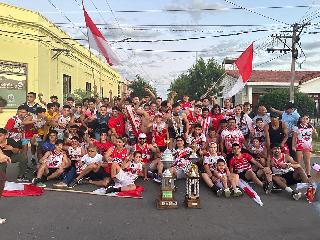 Recibí al plantel mayor de <a href="/AtleticoSdasOk/">Club Atletico Saladas</a> flamante Campeón Pre-Federal 2023 🏀 y clasificado para la <a href="/laligafederalok/">La Liga Federal</a> 👏
Muy contento por este logro para el deporte saladeño.
Felicitaciones jugadores, cuerpo técnico, dirigentes y simpatizantes del rojo 👏 a seguir adelante 💪