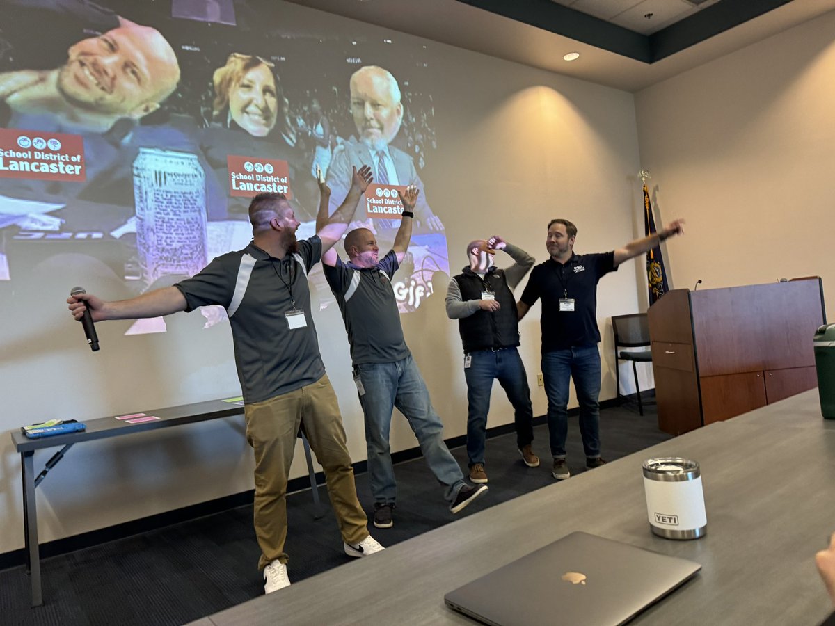 Incredible first session at #iu13etc ! 
<a href="/GDerrSDOL/">Garrett Derr</a> <a href="/wemlet/">Wes Emlet</a>