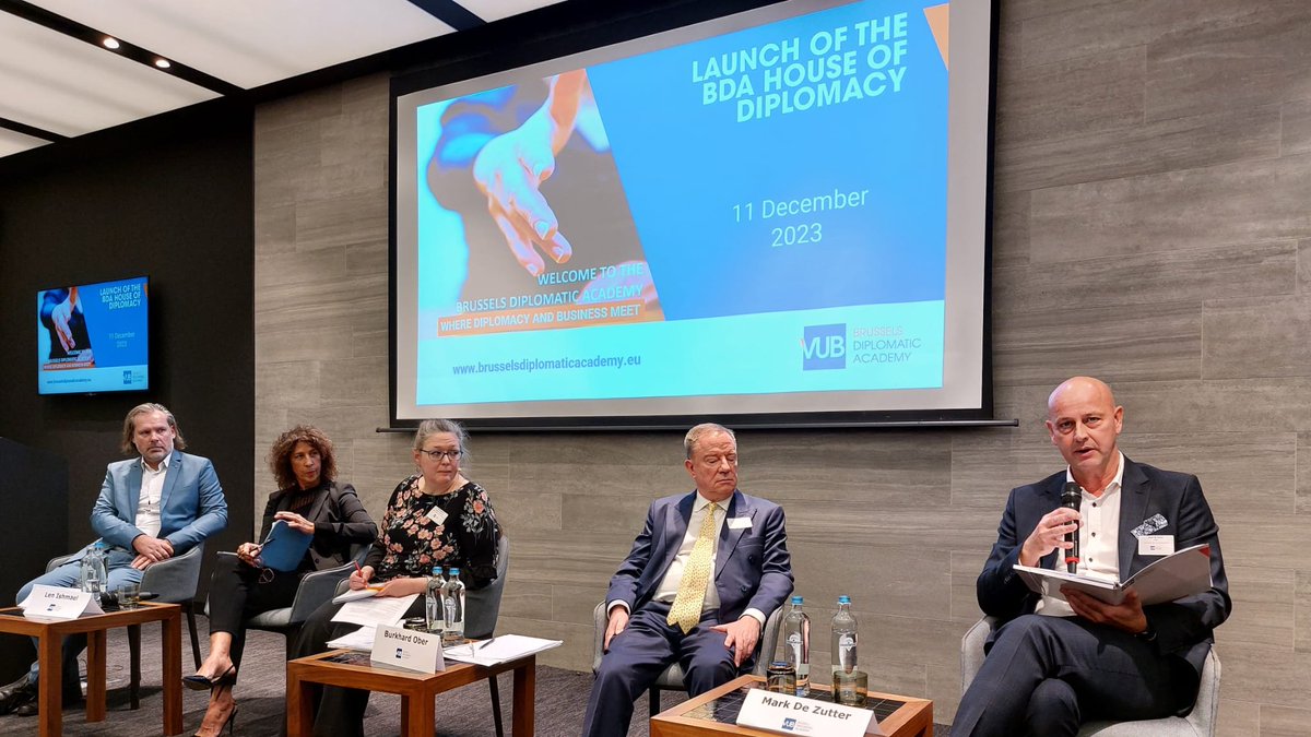 DiploWorld's tweet image. On occasion of the 1⃣0⃣ Anniversary of the Brussels Diplomatic Academy (BDA), a new initiative - the House of #Diplomacy - was launched as a hub for collaborative engagement &amp;amp; relationship-building for the diplomatic &amp;amp; business communities. 

More info 👉 brusselsdiplomaticacademy.eu/house-of-diplo…