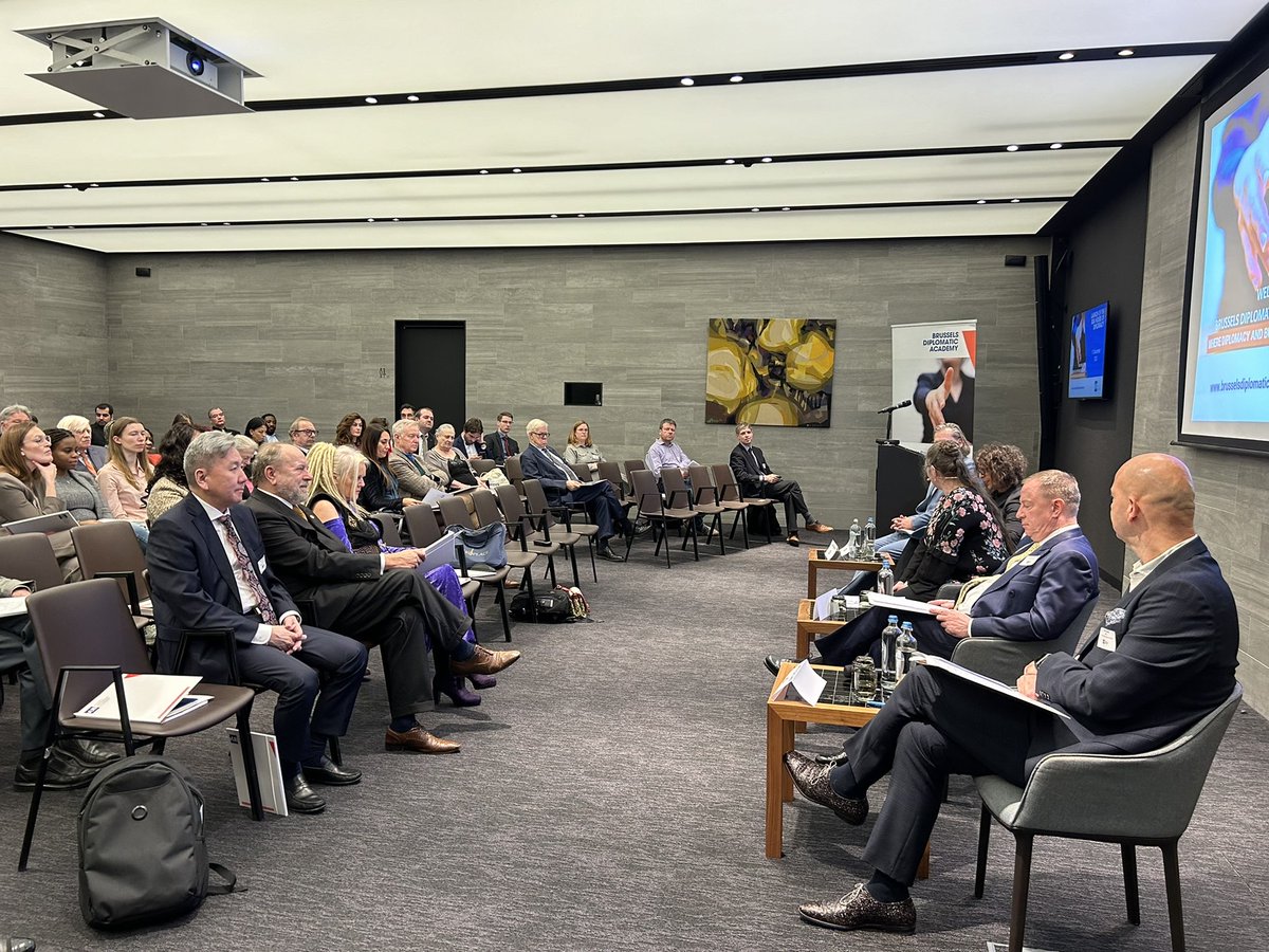 DiploWorld's tweet image. On occasion of the 1⃣0⃣ Anniversary of the Brussels Diplomatic Academy (BDA), a new initiative - the House of #Diplomacy - was launched as a hub for collaborative engagement &amp;amp; relationship-building for the diplomatic &amp;amp; business communities. 

More info 👉 brusselsdiplomaticacademy.eu/house-of-diplo…