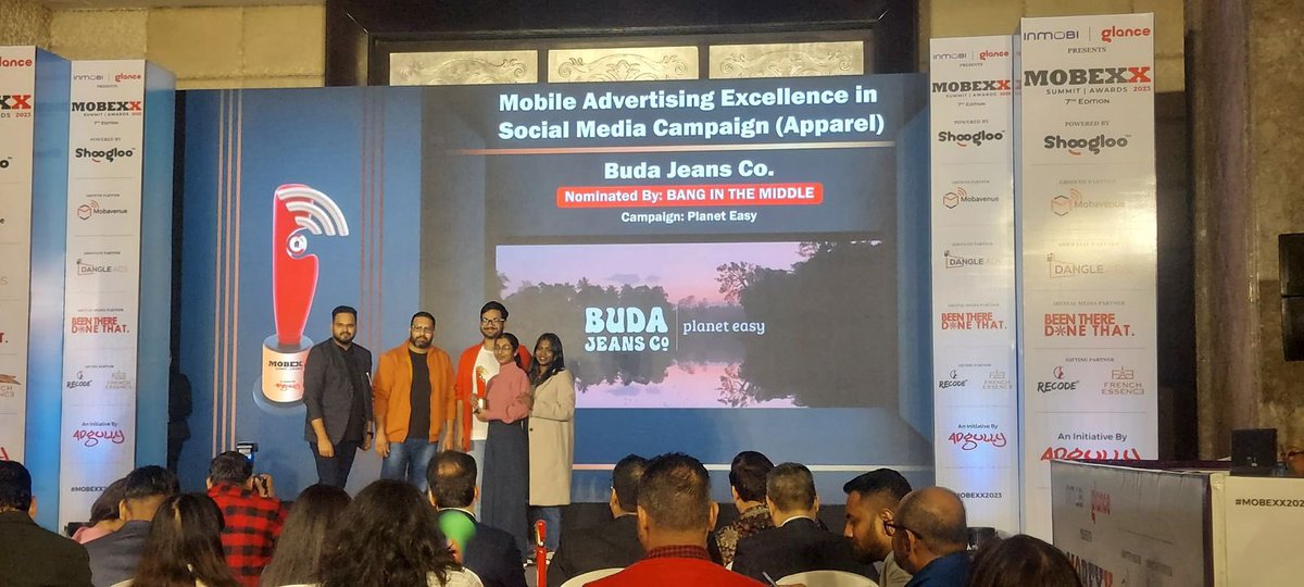 Banginthemiddle's tweet photo. Gold for Buda Jeans ag Mobexx for Mobile Advertising Excellence. Congrats @AJIOLife @patsuthan @rajivem https://t.co/ee3cOym2Gw