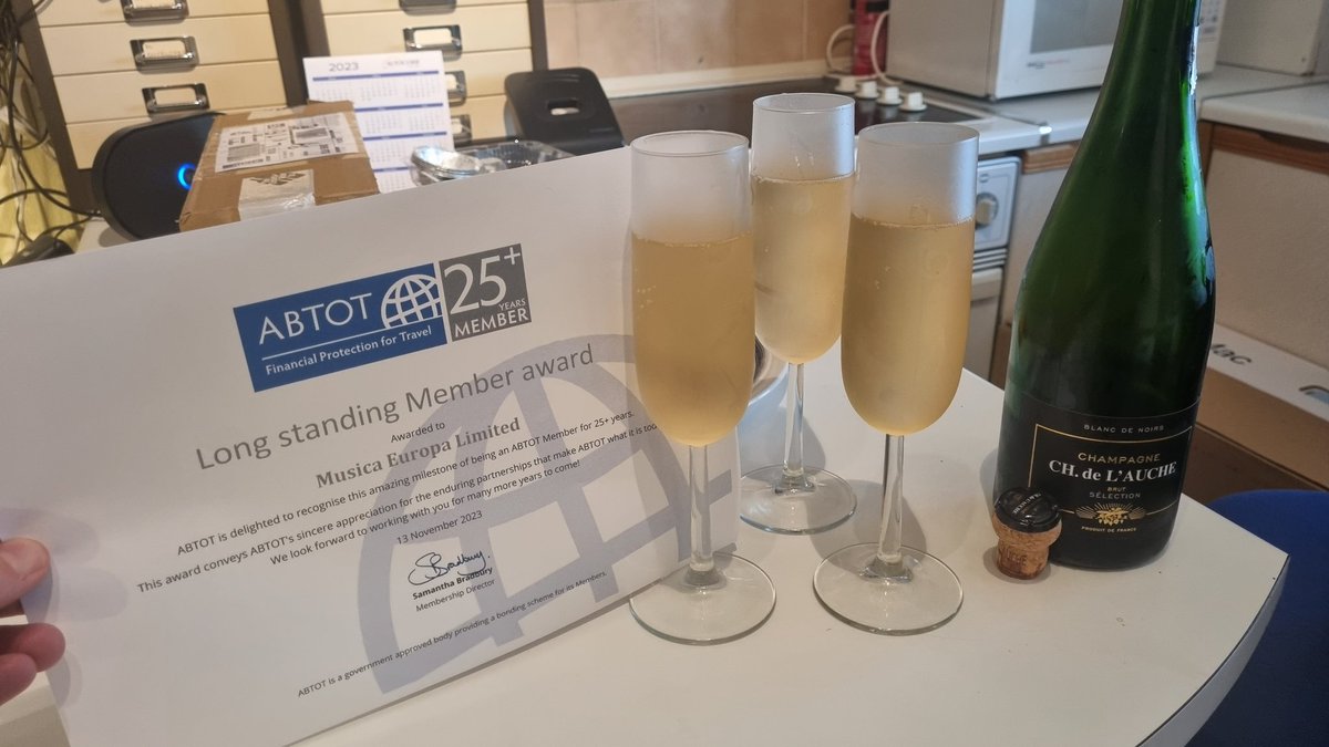 Celebrating 25 years as members of <a href="/ABTOT_UK/">ABTOT UK 💙</a> ...thank you for the champagne! 🍾