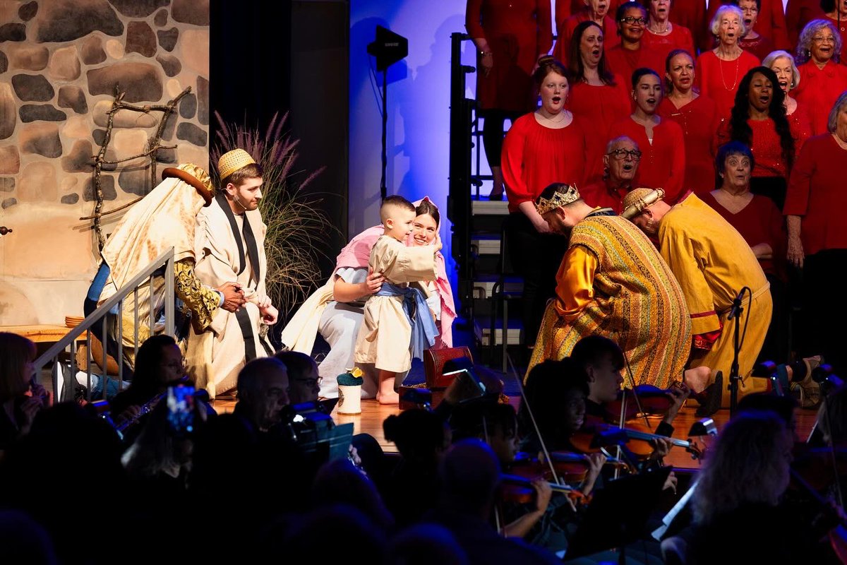 Outstanding, God-exalting, packed crowd performances by our FBC Brandon adult and children’s choirs, orchestra, cast and crew, led by the talented Nathan Ward. What a celebration of the Prince of Peace come to earth!