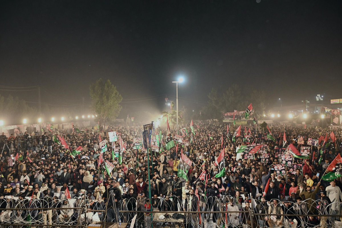 MediaCellPPP's tweet photo. گوجرانوالہ: پاکستان پیپلزپارٹی کے تحت ہونے والے ورکرز کنونشن میں عوام اور کارکنان شریک ہیں۔
@BBhuttoZardari 

 #BBZinGujranwala https://t.co/xuAJATByyF