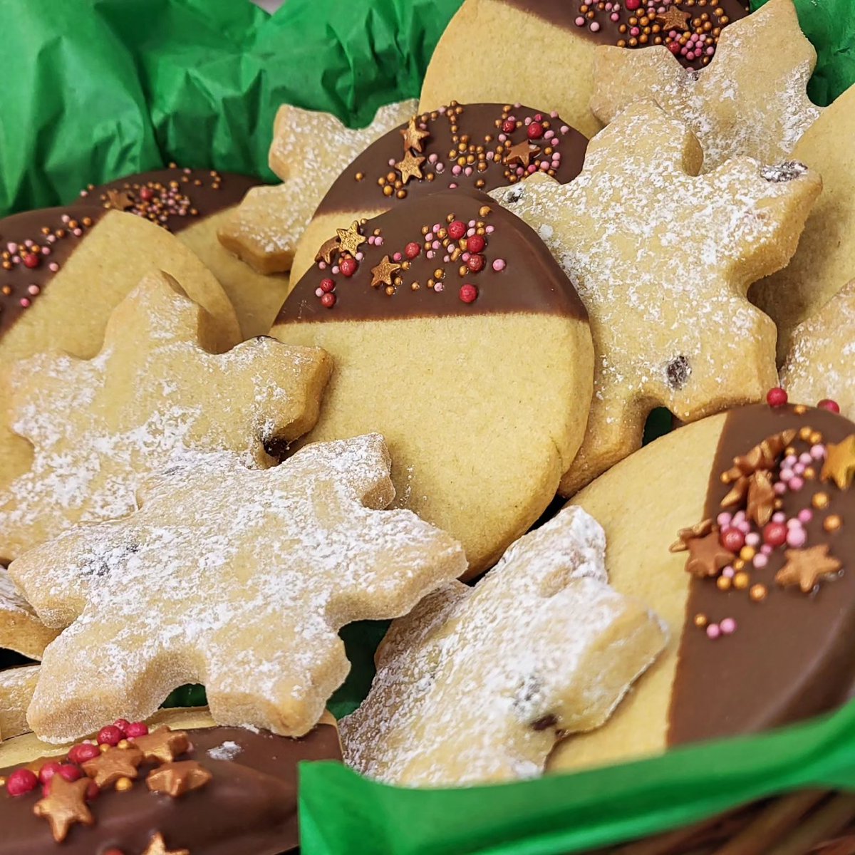 Holroydhowe WGSF (@hh_wgsf) on Twitter photo We have a winner πππ thank you to all our amazing student for their entries <a href="/PrePrepWGSF/">@PrePrepYorkshire</a>.
Thank you to Linda for bring them design to life π
<a href="/OliCullers/">Oli Cullingworth</a> @chefmartynblake <a href="/emmagillhead/">EmmaGillHeadππΌββοΈππ»(She/Her)</a> #holroydhowe We have a winner πππ thank you to all our amazing student for their entries <a href="/PrePrepWGSF/">@PrePrepYorkshire</a>.
Thank you to Linda for bring them design to life π
<a href="/OliCullers/">Oli Cullingworth</a> @chefmartynblake <a href="/emmagillhead/">EmmaGillHeadππΌββοΈππ»(She/Her)</a> #holroydhowe
