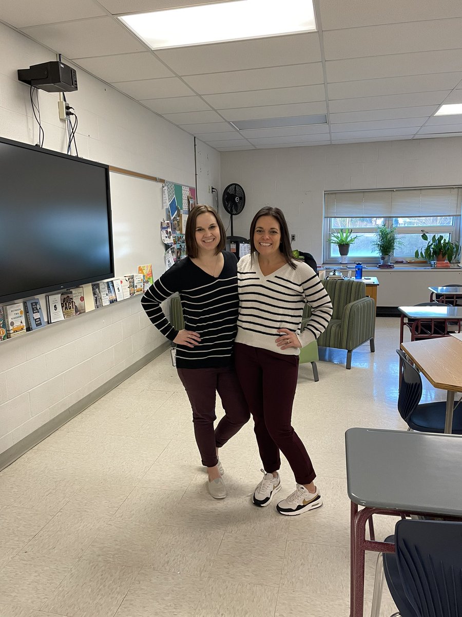 Twinning with my gnomie! @ThomasTitans