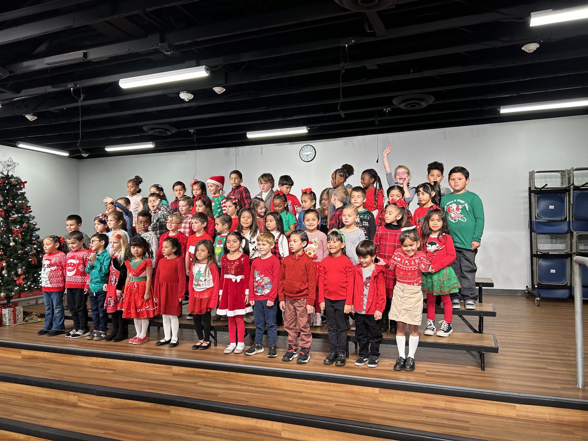 Kinder performance #1
