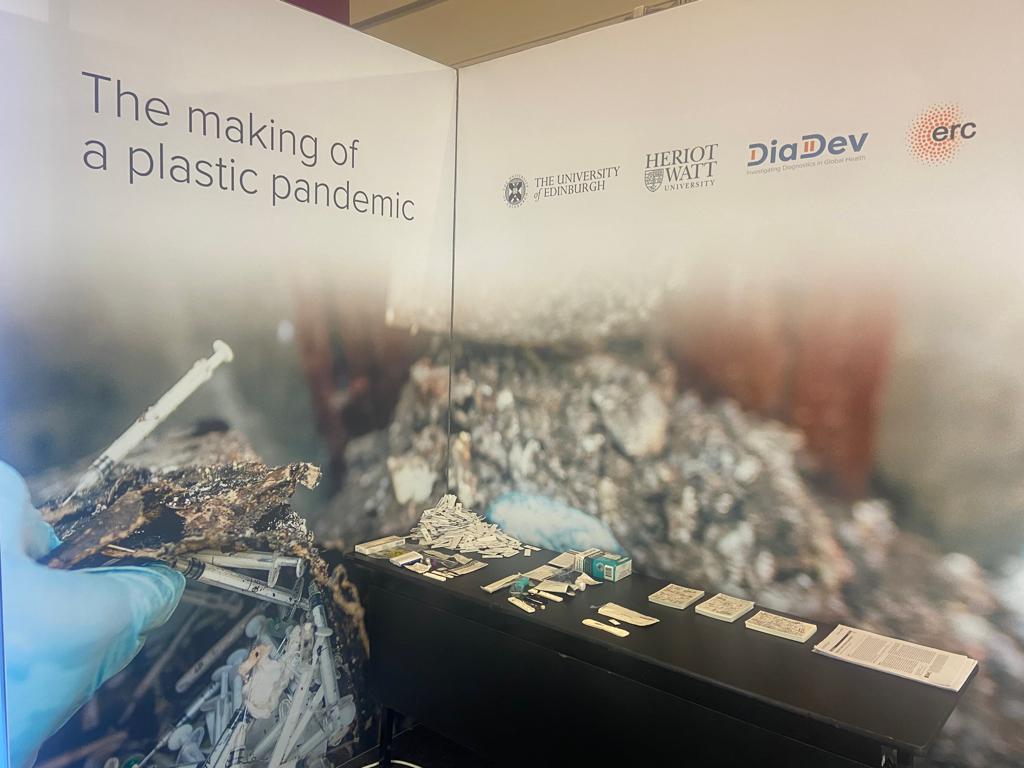 #DiagnosticDiscard has set up shop @ASLM_News #ASLM2023 conference in Cape Town! Please stop by to talk to Alice, Marie-Louise or Beren about diagnostic waste. How much, what kind, what can we do about it 💉♻️