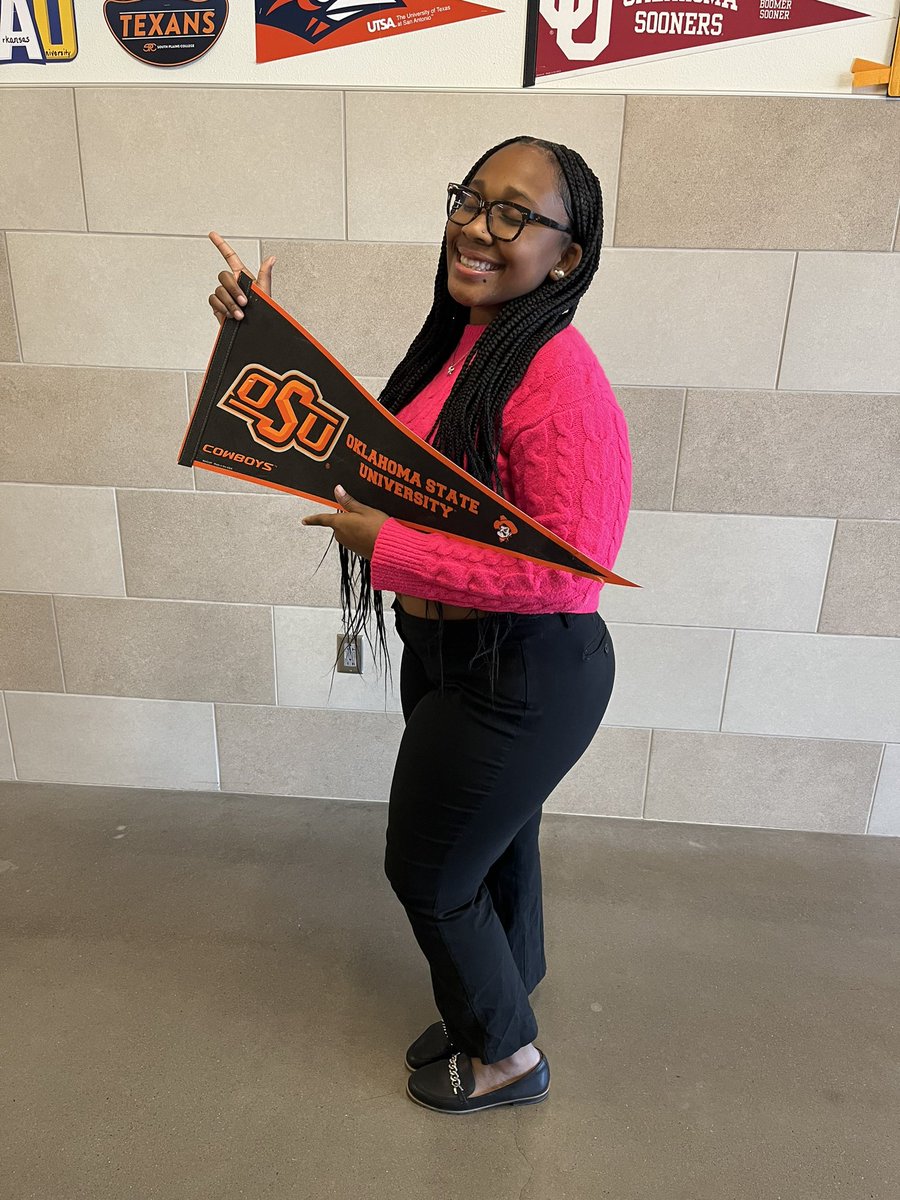 Yep! Congrats to Jasmine Joseph on her acceptance to Oklahoma State University! <a href="/okstate/">Oklahoma State Univ.</a> Yasss girl! Go Pokes! 🖤🧡

#BengalExcellence
